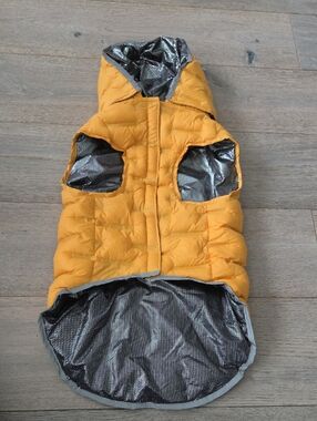 SKYR Yellow Puffer Dog Jacket with Reflective Silver Lining